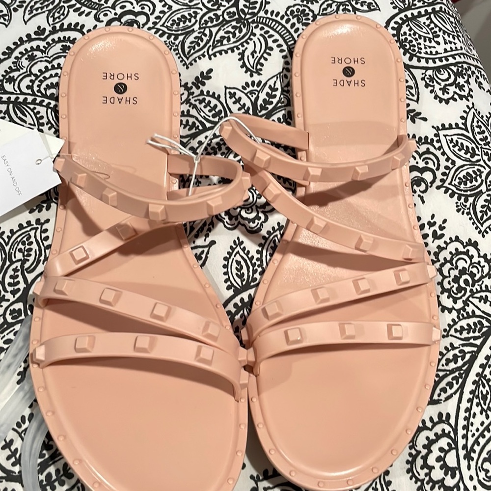 Women’s 11 Strapy Sandal